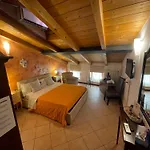 Bb Vicolo 22